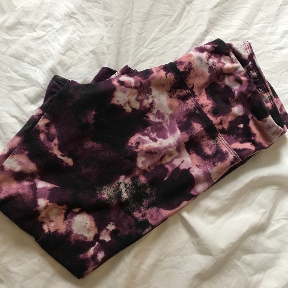 Cropped Tie Die Yoga Leggings